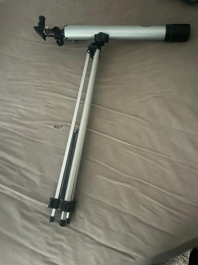 Luxon telescoop, Ophalen, Gebruikt, Lenzentelescoop (refractor), Met statief