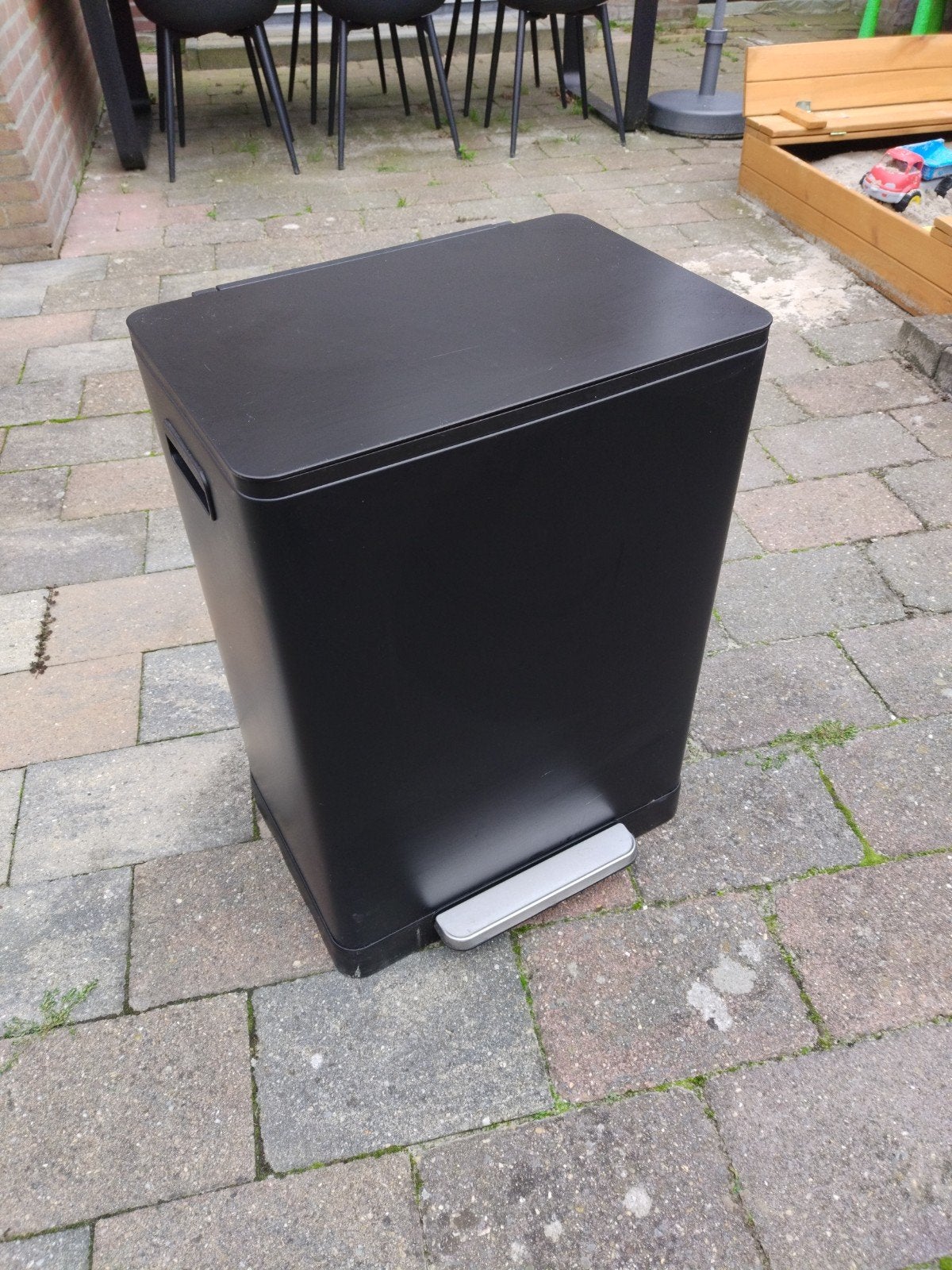 Xenos Prullenbak 2x 20 Liter - Zwart, Ophalen, Kunststof, Gebruikt, Met deksel