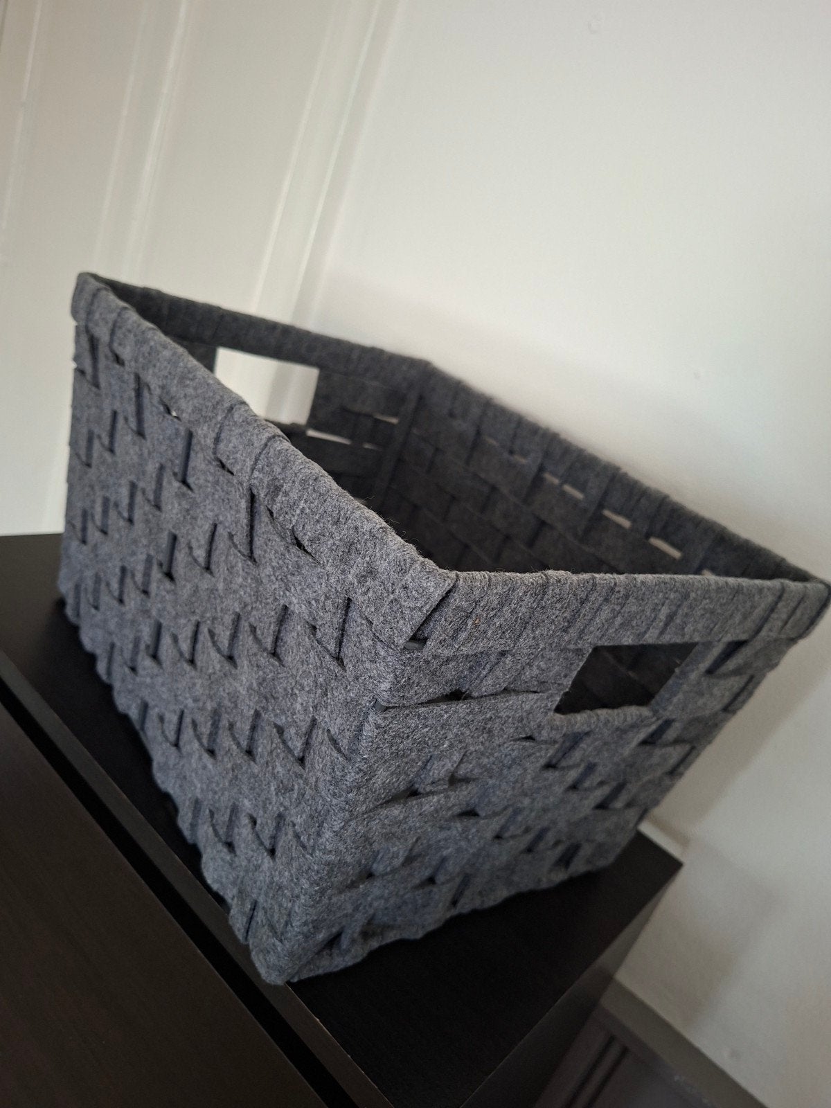Nieuwe Vilten Opbergmand /Kastmand Donkergrijs(Geweven Vilt), Huis en Inrichting, Overige materialen, Mand, Met handvatten, Nieuw