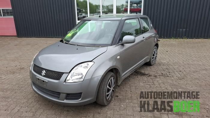 Motorkap van een Suzuki Swift (ZCD), Auto-onderdelen, Carrosserie en Plaatwerk, Gebruikt, -, -, Ophalen of Verzenden