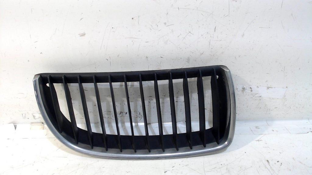 Grillerooster rechts BMW 3 serie, Onderdelen@venauto.nl, Van der Ven Autorecycling B.V., Gebruikt, Ettenseweg 76, 4706 PB Roosendaal, The Netherlands