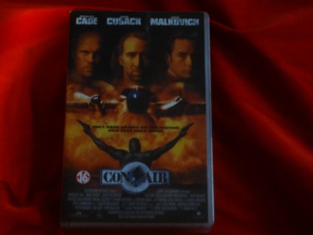 VHS film con air nieuw in de doos,, Alle leeftijden, Ophalen of Verzenden, Gebruikt, Actie en Avontuur