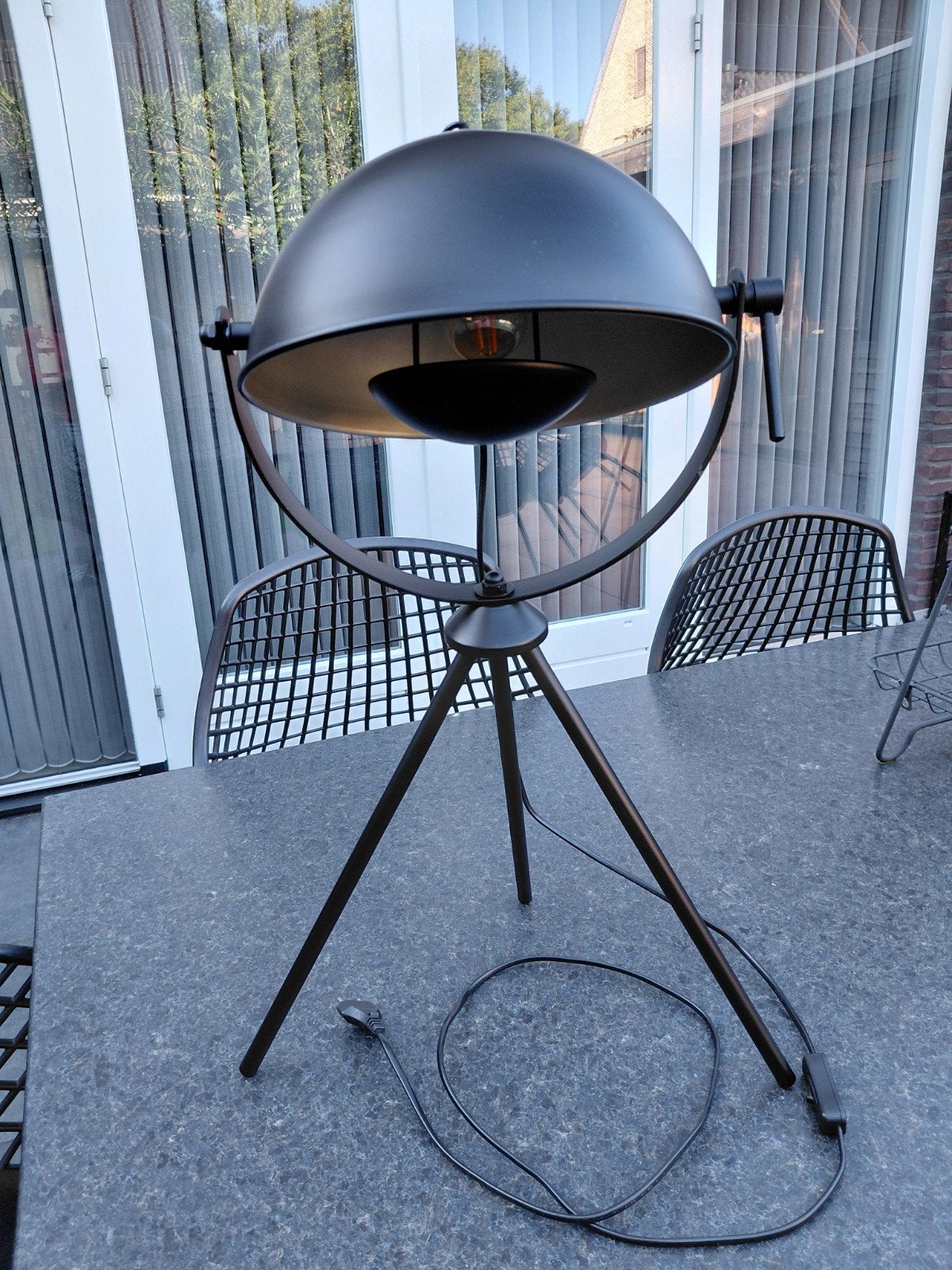 Grote en kleine zwarte industriële vloerlampen set, Ophalen, E27 (groot), Zo goed als nieuw, Metaal