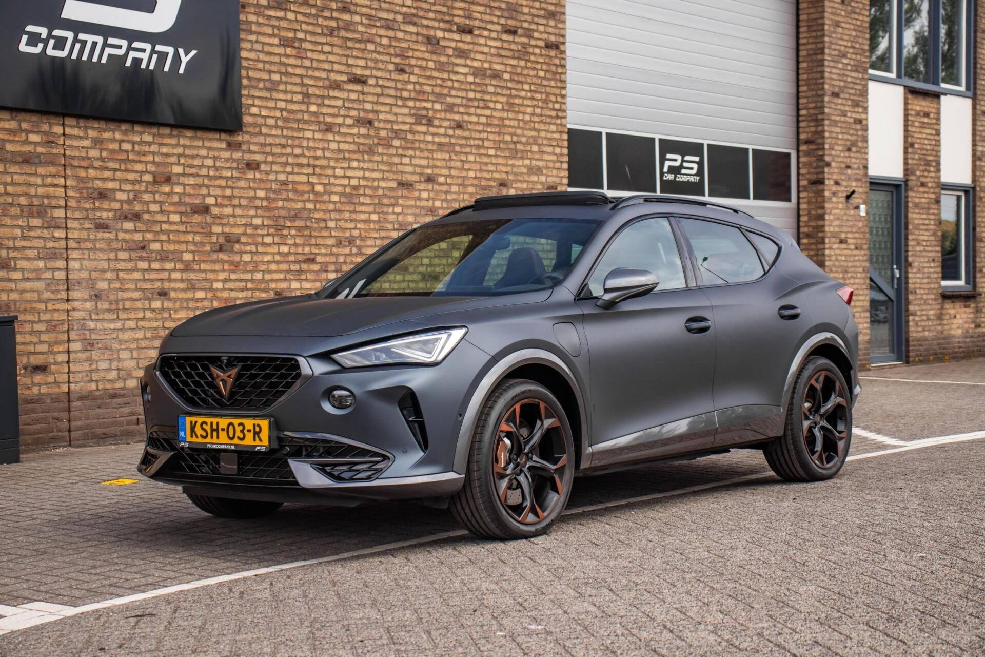 CUPRA Formentor 1.4 e-Hybrid VZ CUP Edition, BTW,Full Option, Dealer onderhouden, Gebruikt, Zwart, 4 cilinders