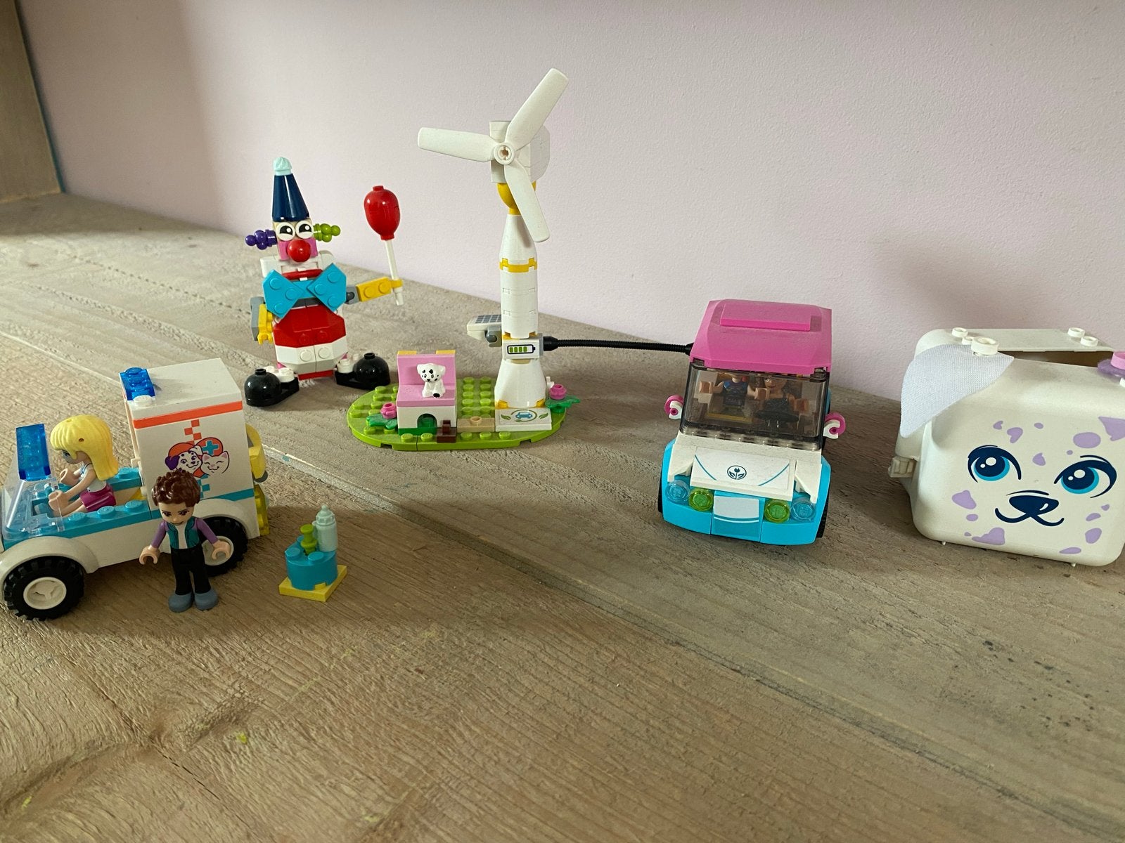 Lego Friends diversen: ambulance, auto, windmolen, kubussen, Ophalen, Gebruikt, Overige merken