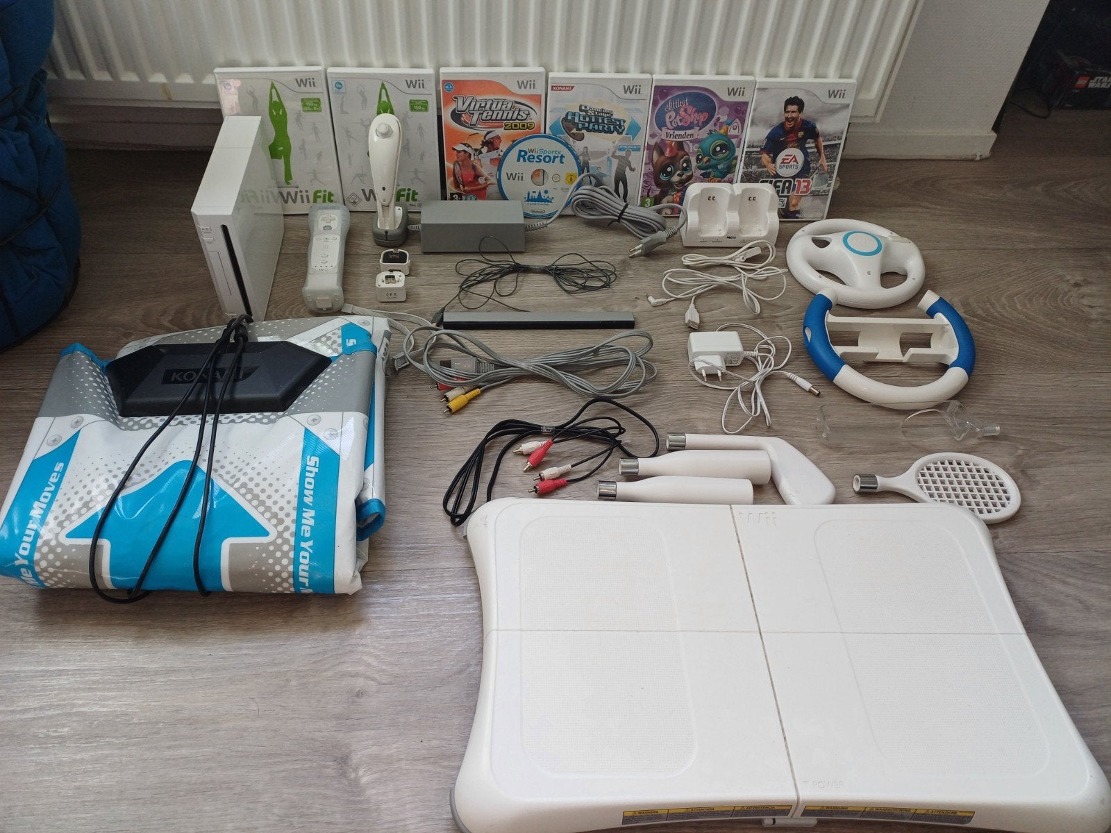 Mega Groot goedkoop Nintendo Wii pakket!, Ophalen, Gebruikt, Met 1 controller, Met games