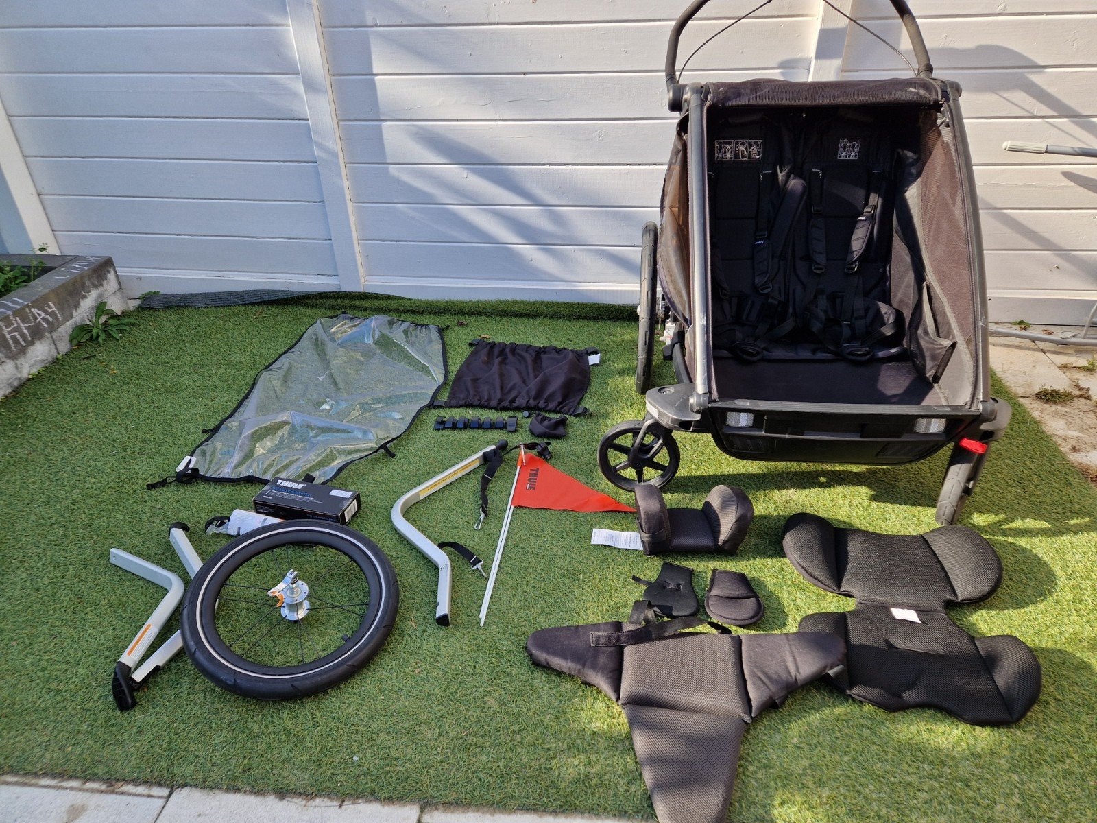 Thule Chariot Sport 2 Double-Midnight Black, Ophalen, Gebruikt, Minder dan 20 kg, Opvouwbaar