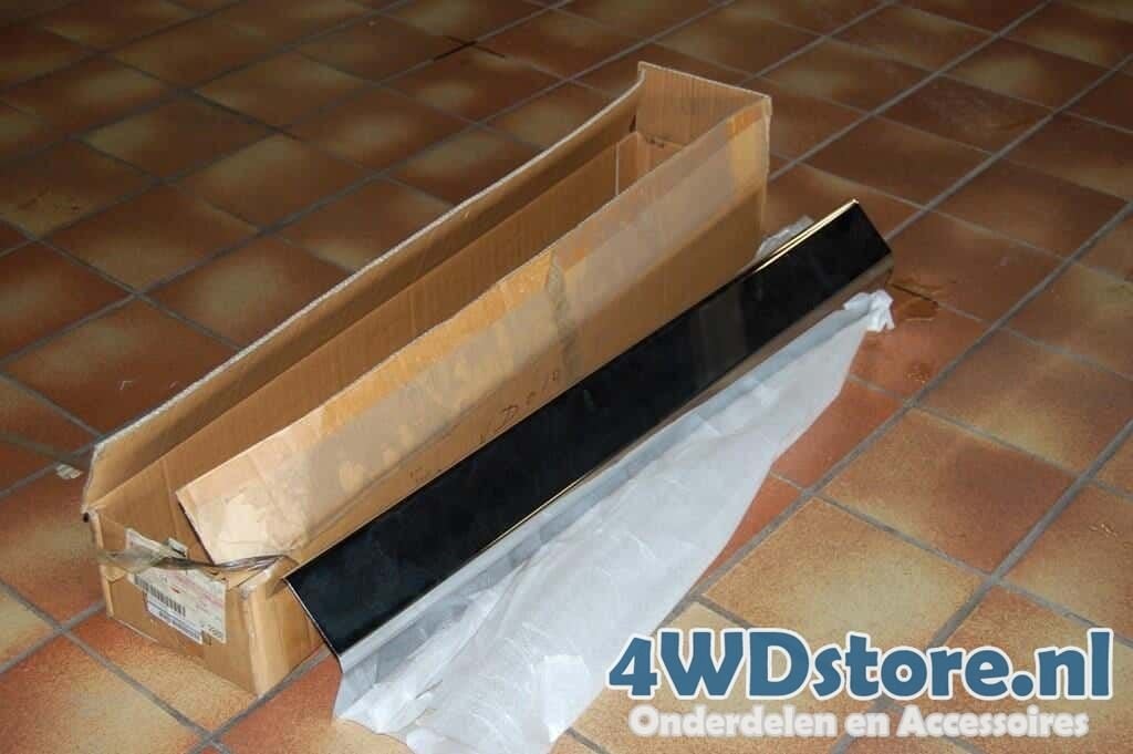 RVS afwerking tbv styling bar Nissan Patol Y61 - KE542VD010, Ophalen of Verzenden, -, -, -