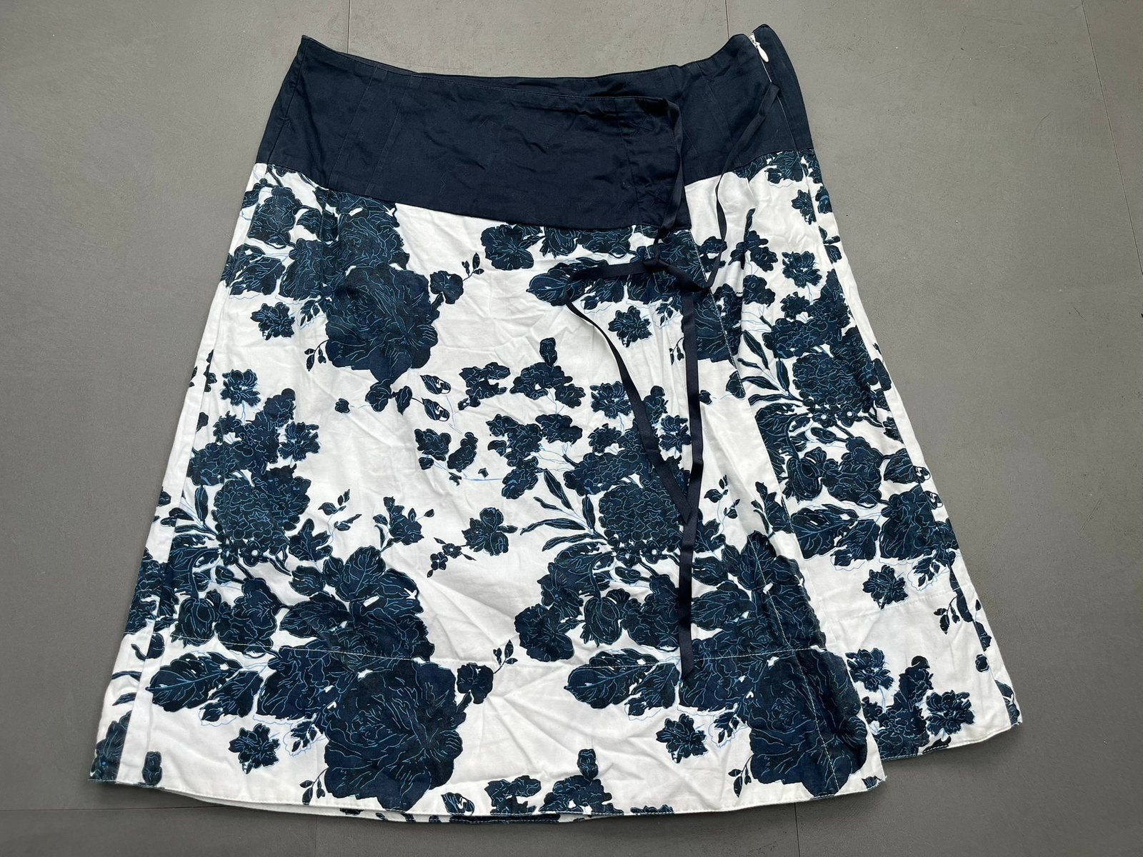 Rok WE maat 40 gevoerd wit blauwe bloemen, Kleding | Dames, Rokken, Maat 38/40 (M), WE, Wit, Ophalen of Verzenden