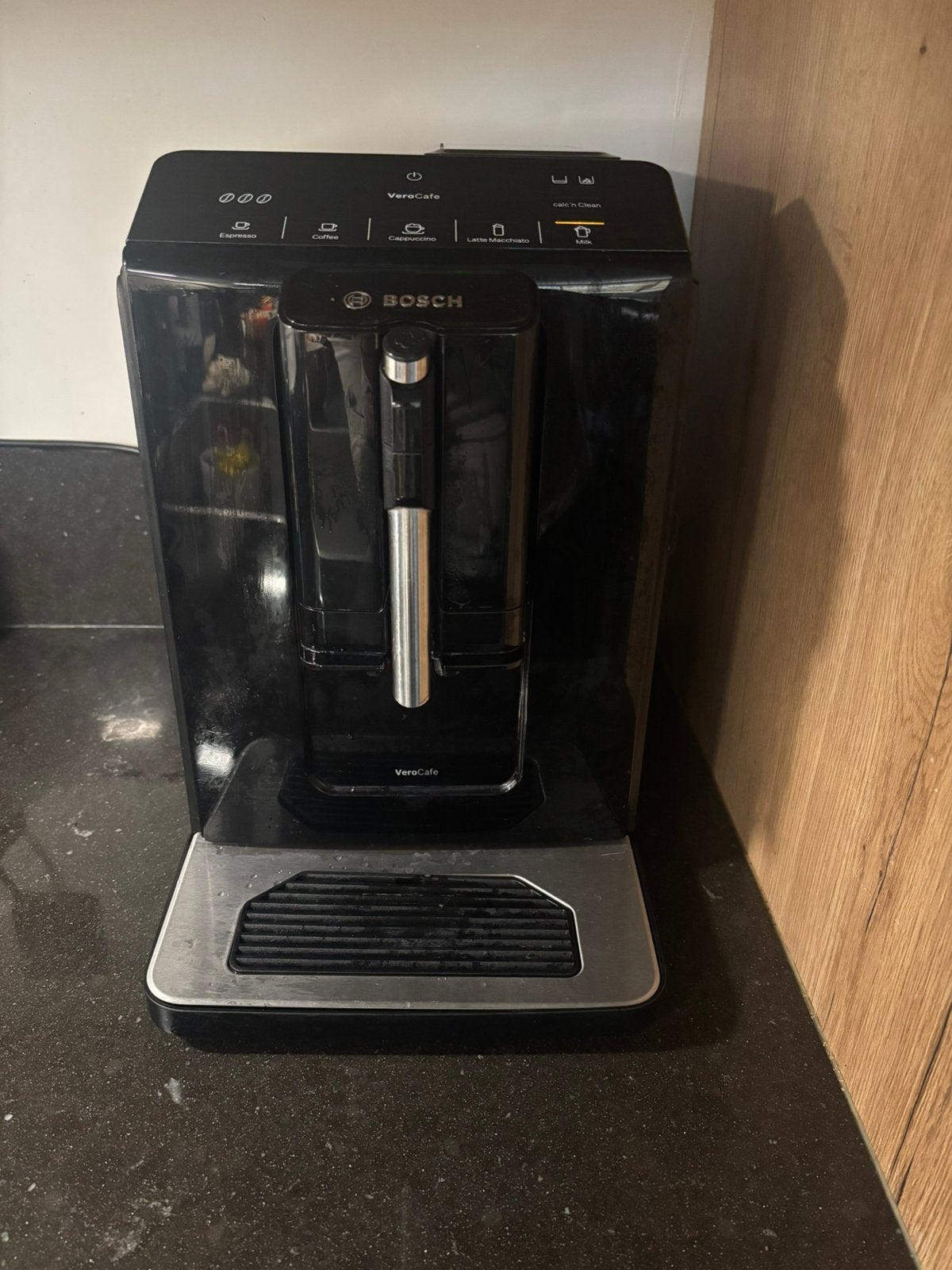 Koffie machine bosch, Ophalen, Zo goed als nieuw, Koffiemachine