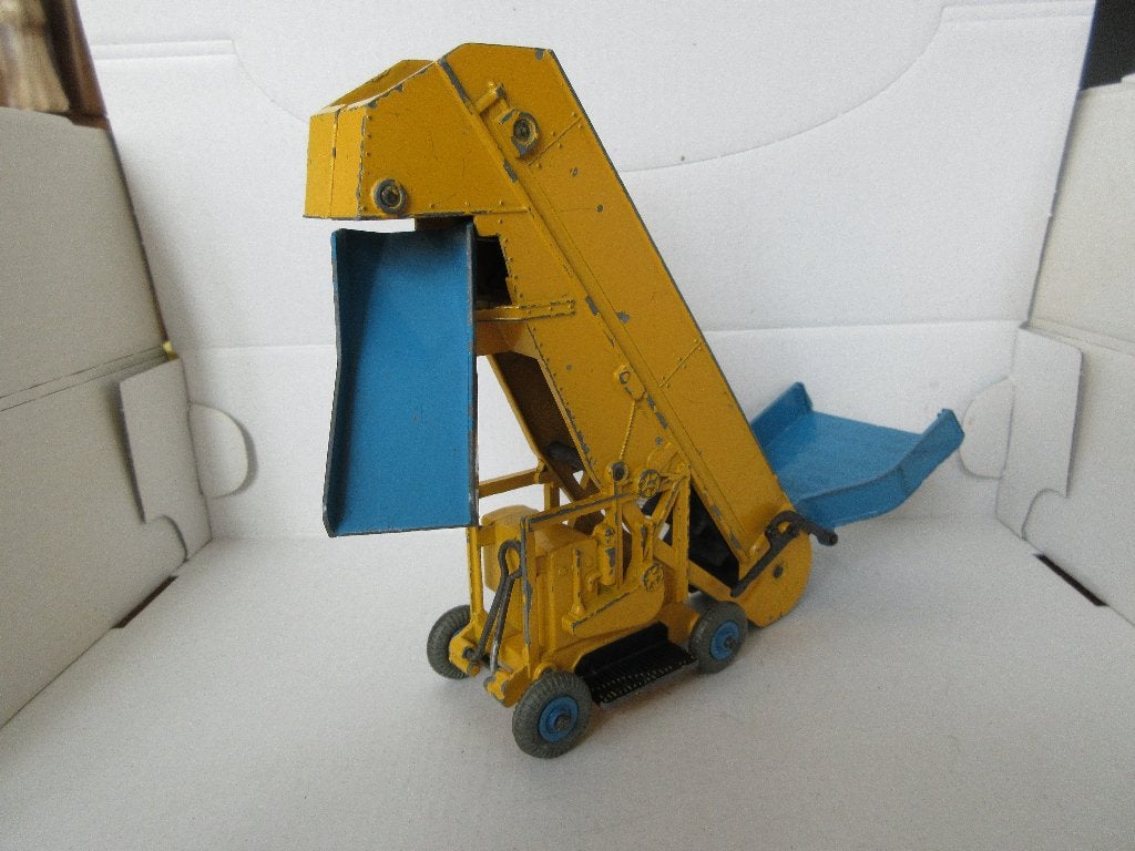 Dinky Toys Elevator Loader nr. 964, Hobby en Vrije tijd, Modelauto's | 1:32, Ophalen of Verzenden, Gebruikt, Tractor of Landbouw