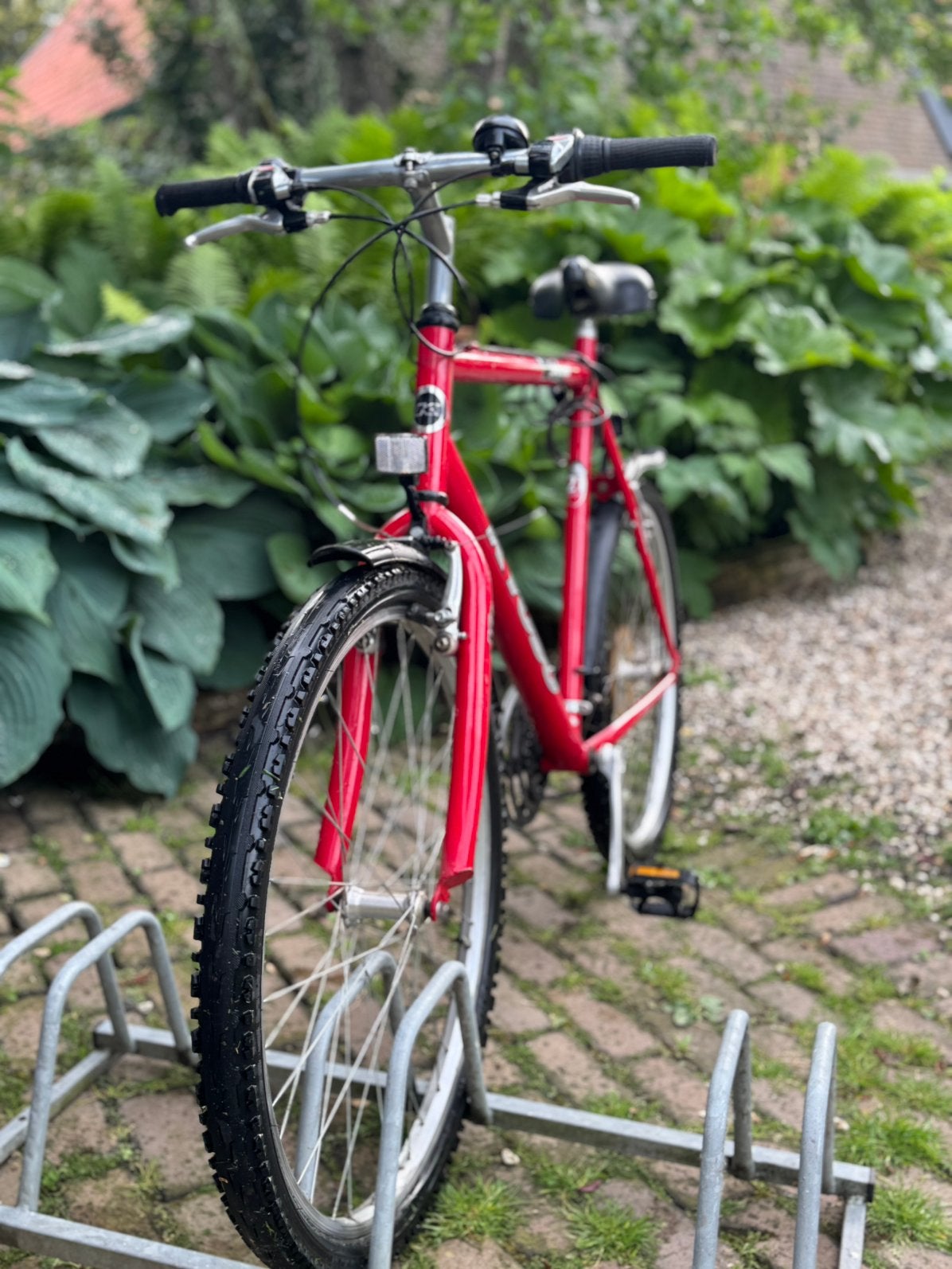 Leuke rode mountainbike, Ophalen, Gebruikt