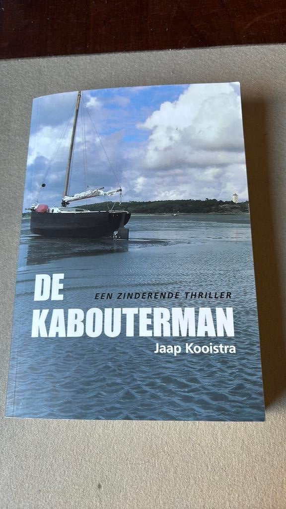 Jaap Kooistra - De kabouterman, Boeken, Thrillers, Zo goed als nieuw, Ophalen of Verzenden