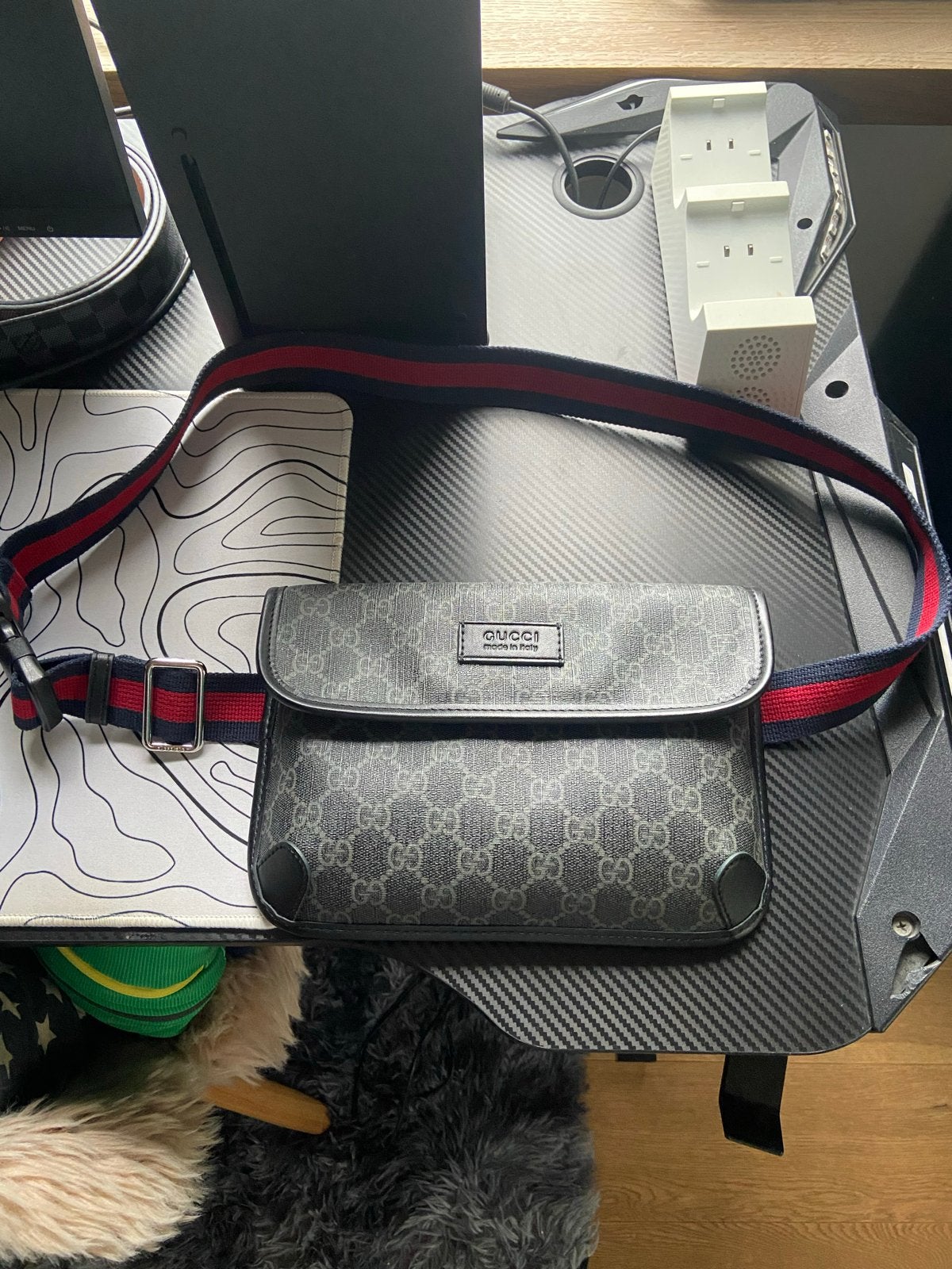 Gucci GG Supreme heuptas/crossbody tas, Ophalen of Verzenden, Zo goed als nieuw, Zwart, Schoudertasje