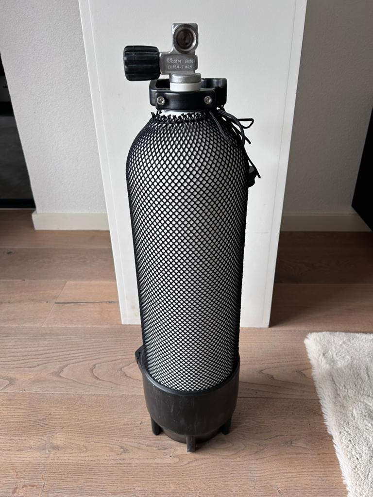 10 liter duikfles van 2019 met nieuwe keur tot 2030, Duikfles, ., Ophalen of Verzenden, Zo goed als nieuw