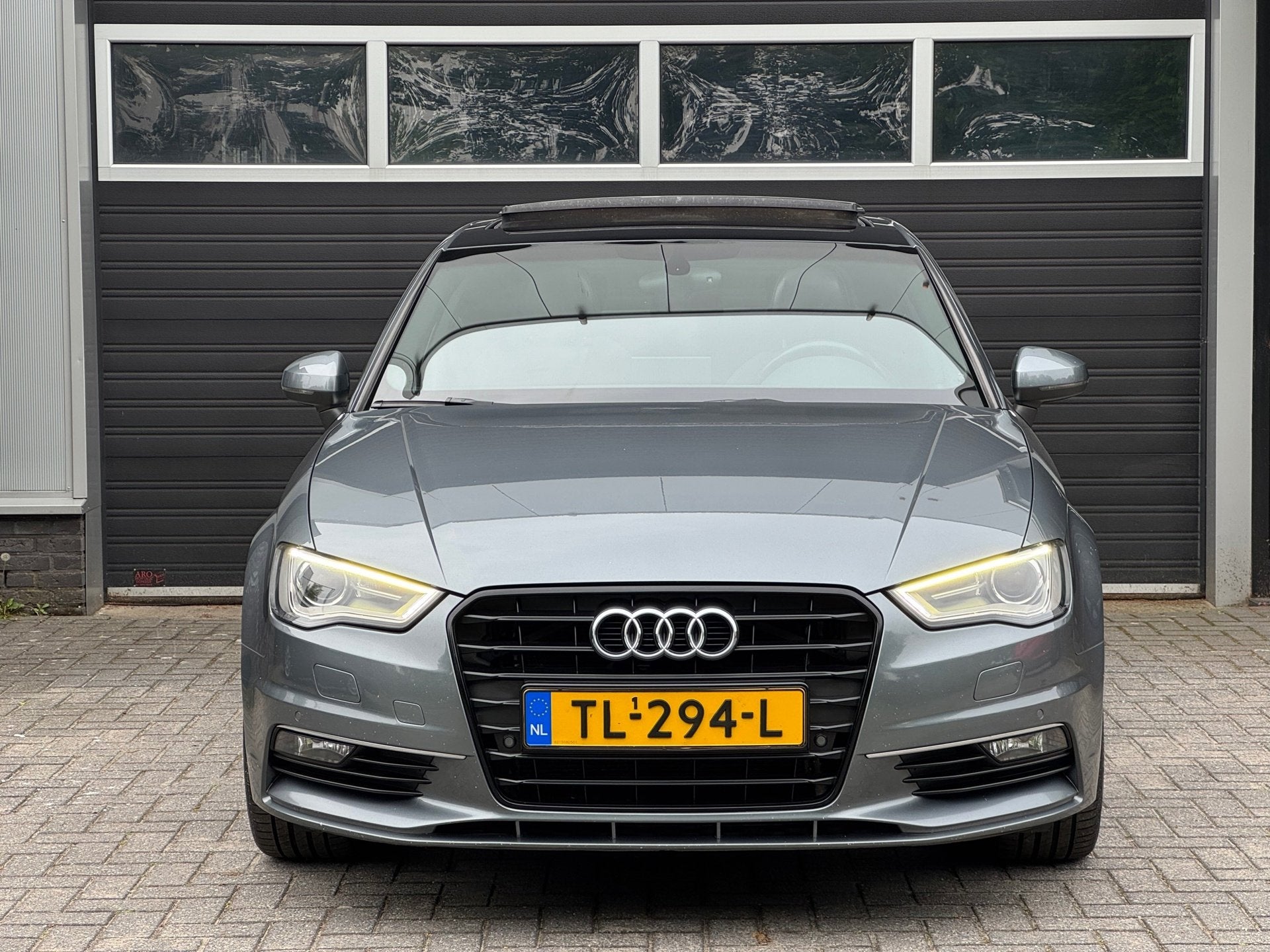 Audi A3 Limousine 2.0 TDI S Line Pano, Xenon/Led, Navi, Came, Auto's, Euro 5, Gebruikt, 4 cilinders, Leder en Stof