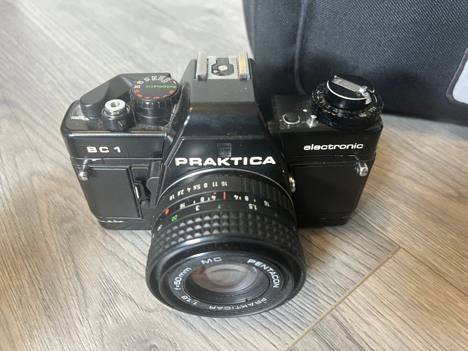 Vintage analoog spigelreflexcamera Praktica, Ophalen, Gebruikt, Spiegelreflex, Overige Merken