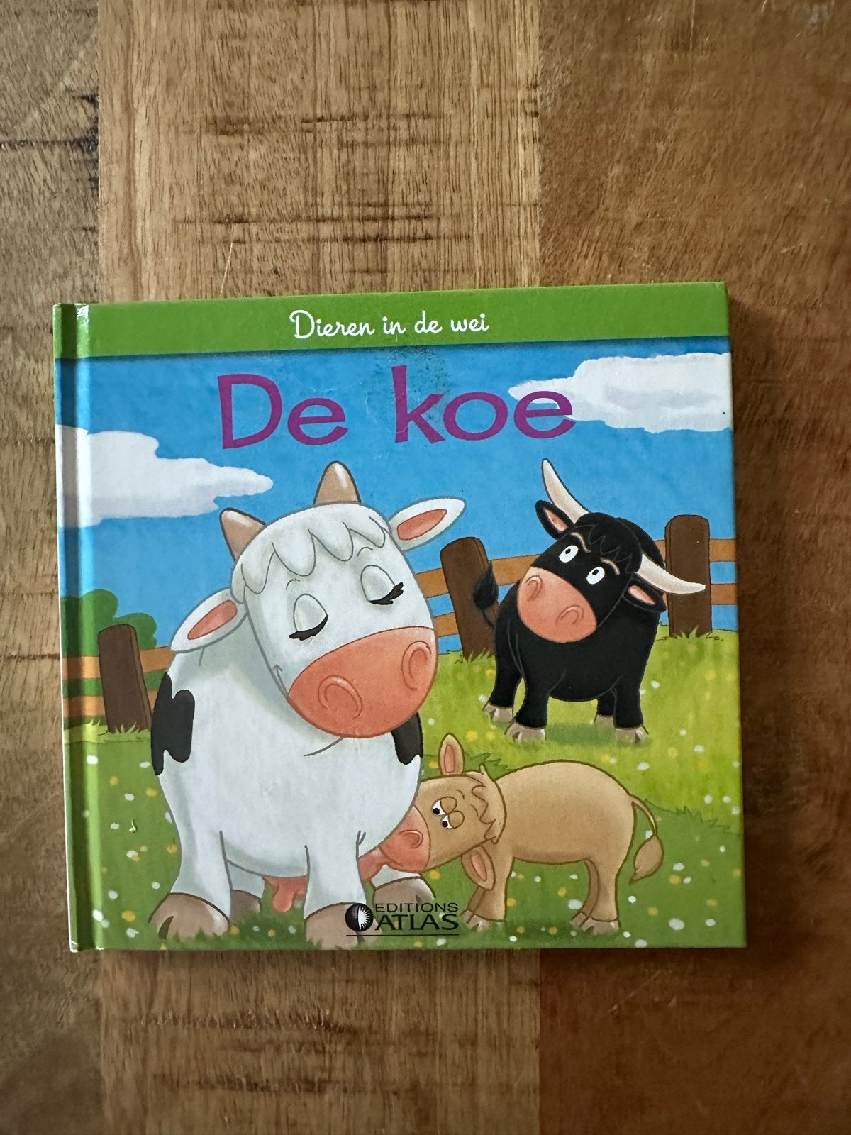 Dieren in de wei: De koe - Kinderboek, Ophalen of Verzenden, Gelezen, 2 tot 3 jaar