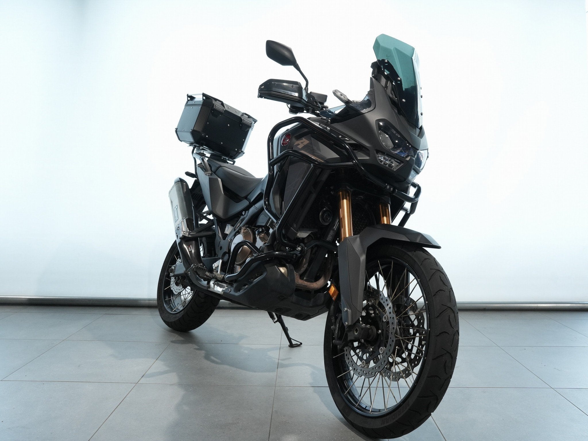 Honda CRF 1100 L AFRICA ADVENTURE (bj 2022), Motoren, Nieuw, Honda Benelux, Meer dan 35 kW, Toermotor