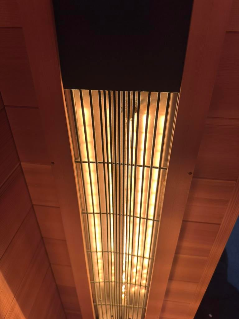 LUXE RED CEDAR COMBI SAUNA | INFRAROOD MET OPGIETKACHEL, Info@inner-stillness.nl, Fins of Traditioneel, 7665VB, Inner Stillness Wellness Retreat B.V
