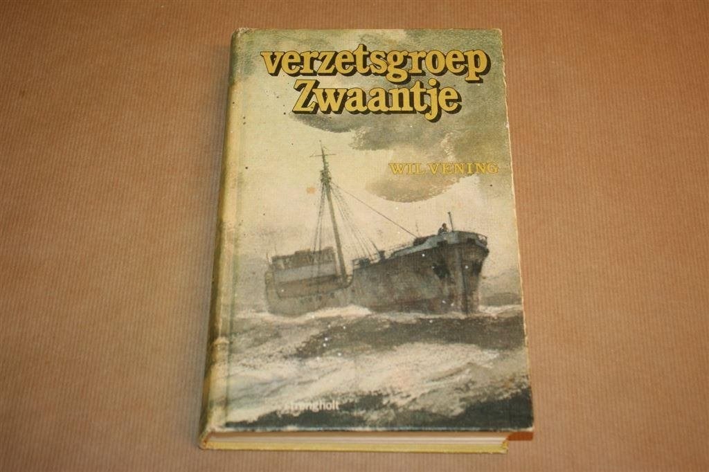 Verzetsgroep Zwaantje - Wil Vening, Boeken, Ophalen of Verzenden, Gelezen