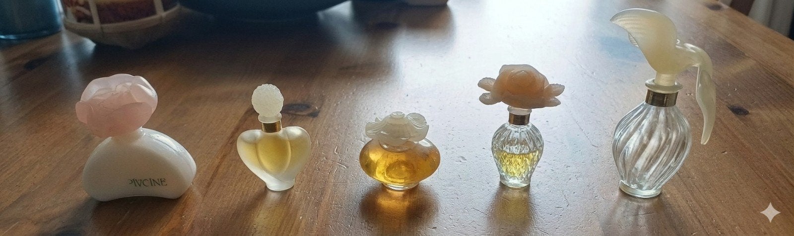 Verzameling Vintage Parfum Miniaturen / Factices, Ophalen, Miniatuur, Gevuld