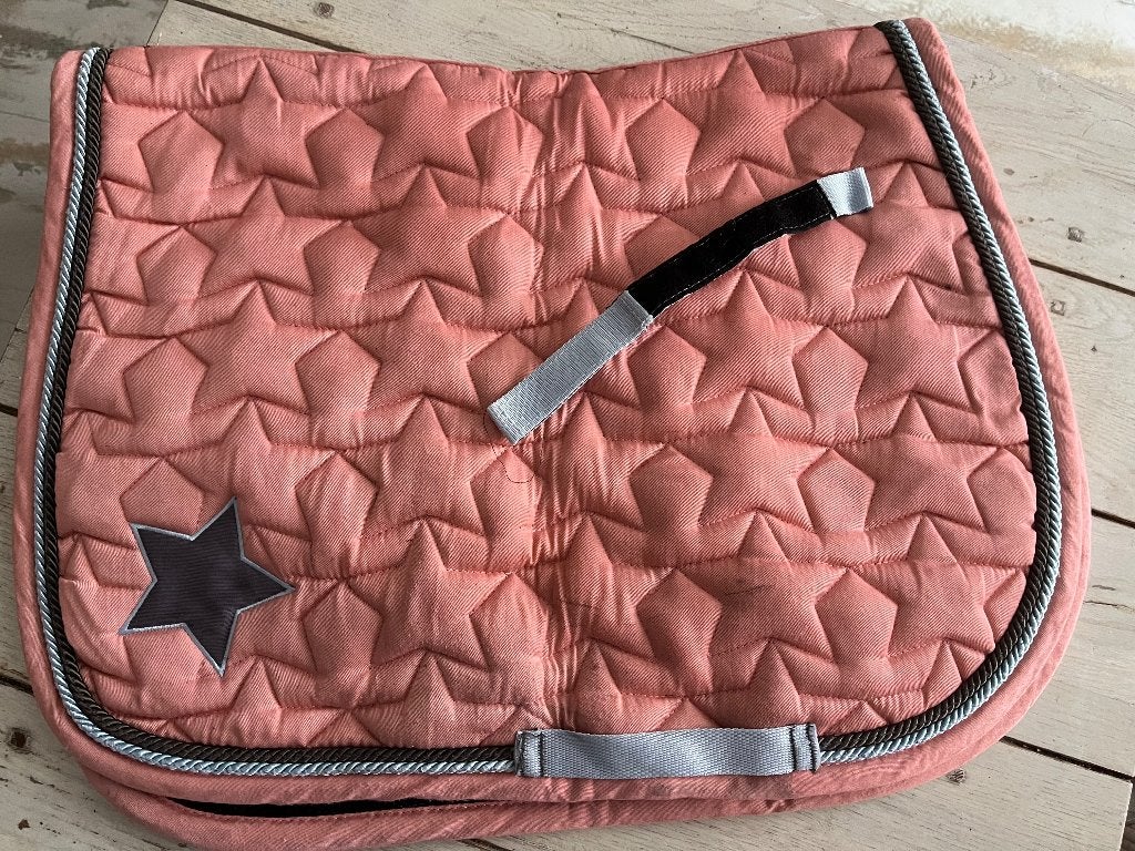 Zadel dekje pony, Dieren en Toebehoren, Dressuurdekje, QHP, Ophalen of Verzenden, Zo goed als nieuw
