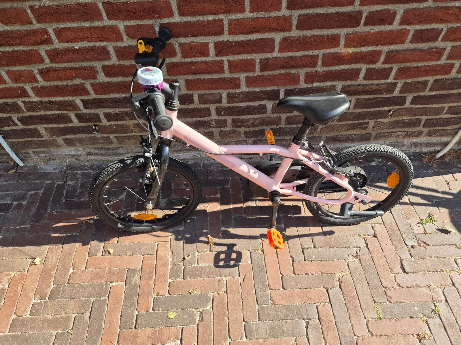 Roze kinderfiets 16 inch - Zo goed als nieuw, Fietsen en Brommers, Fietsen | Kinderfietsjes, Ophalen, Terugtraprem, 16 tot 20 inch