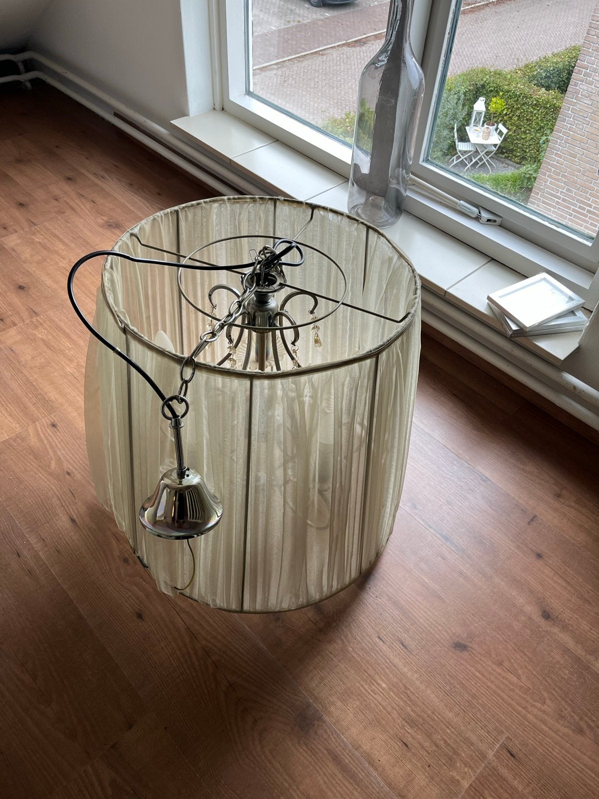 Antieke Kroonluchter met Parels en Stoffen Kap, Huis en Inrichting, Ophalen, Gebruikt, Metaal