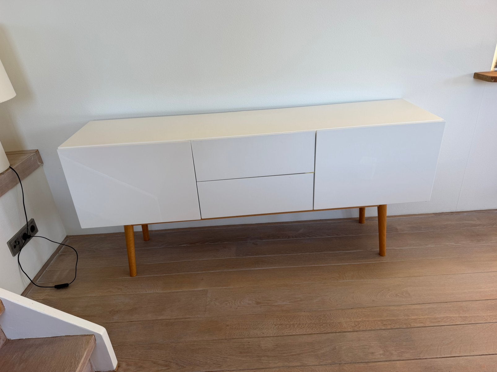 Dressoir high on wood, Ophalen, Gebruikt, Met lade(s), Modern ,scandinavisch