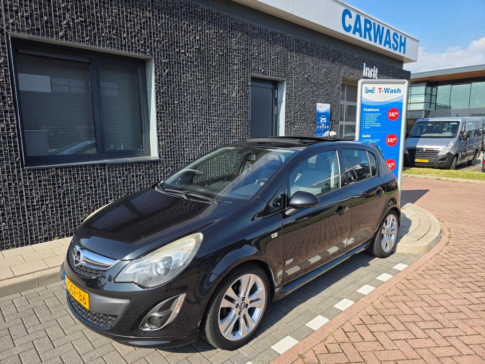 Opel Corsa OPC LINE PANORAMADAK 1.4 5D AUTOMAAT 2013, 1398 cc, 4 cilinders, 100 pk, 1000 kg