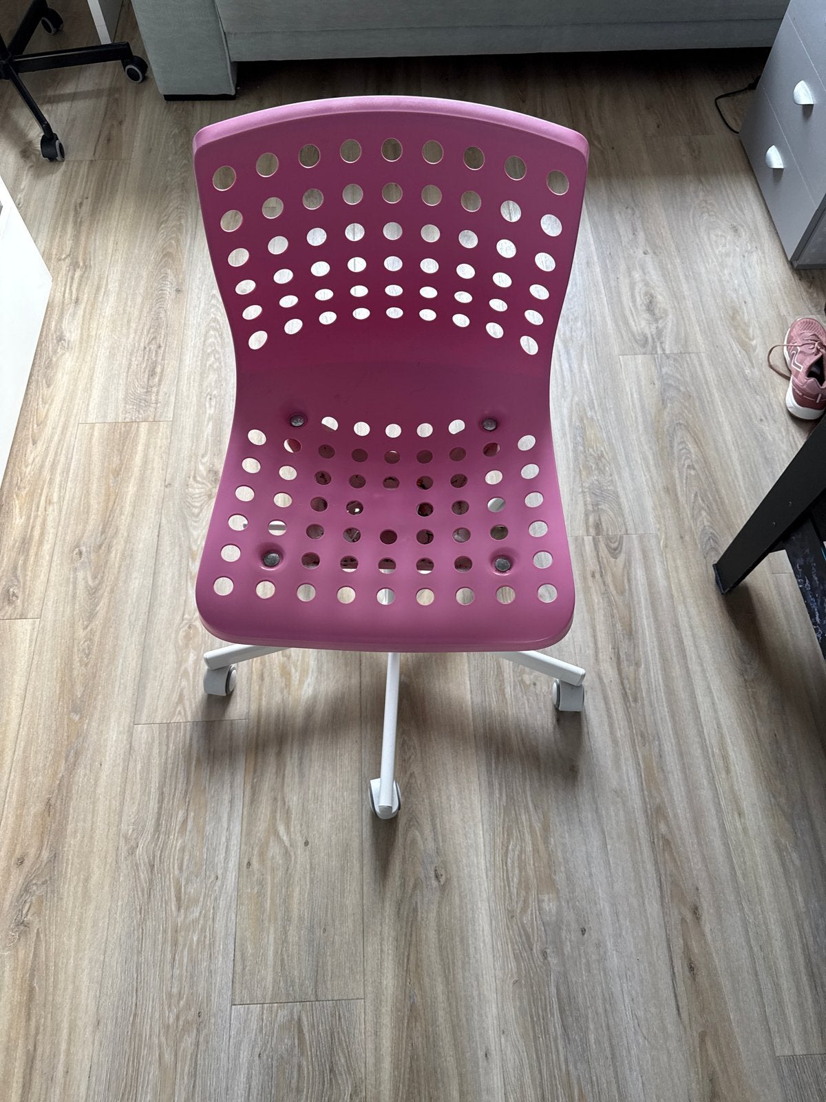 Roze bureaustoel met wielen - Gebruikt, Ophalen, Gebruikt, Roze, Bureaustoel