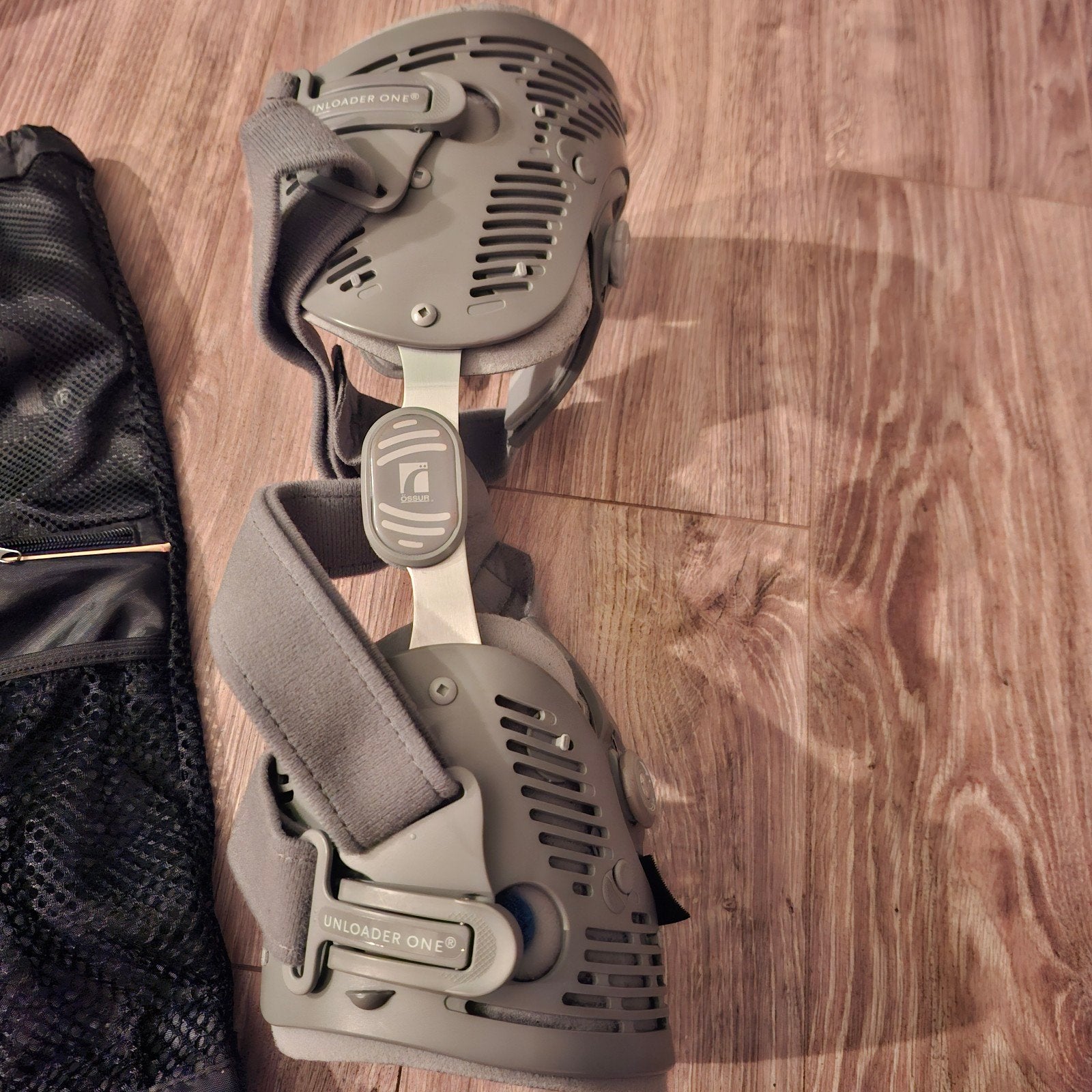 kniebrace Ossur Unloader One rechts maat L, Ophalen of Verzenden