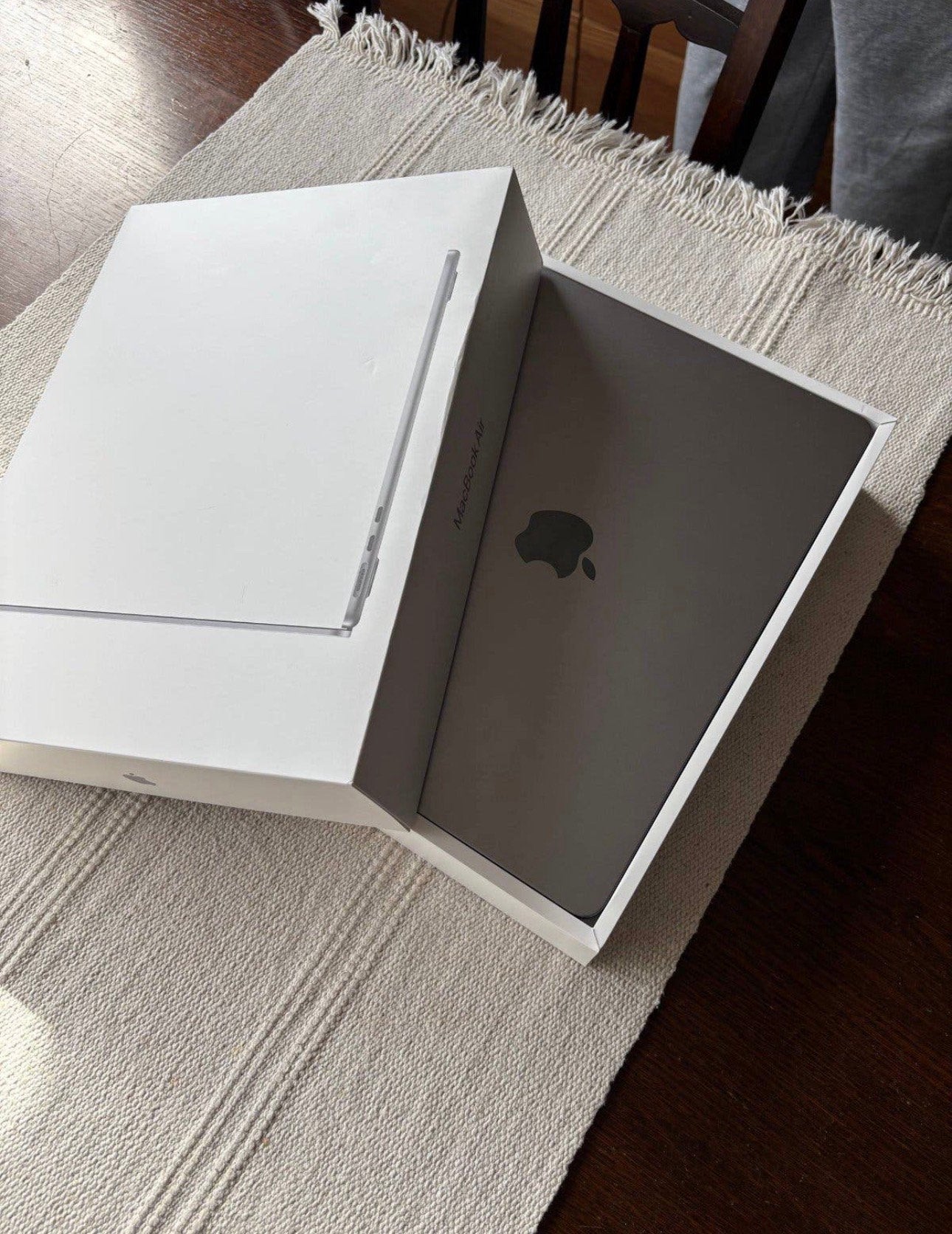 MacBook Air M2 uit 2022, Computers en Software, Apple Desktops, Verzenden, Zo goed als nieuw, Overige modellen, SSD