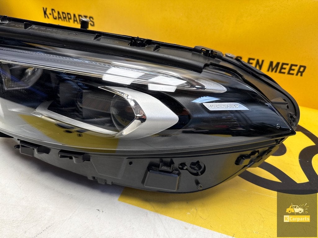 A KLASSE W177 MULTIBEAM LED KOPLAMP LINKS A1779065303, Info@fabrikant.eu, Fabrikantstraat 1
1000 AA  Amsterdam, NL, Mercedes-Benz