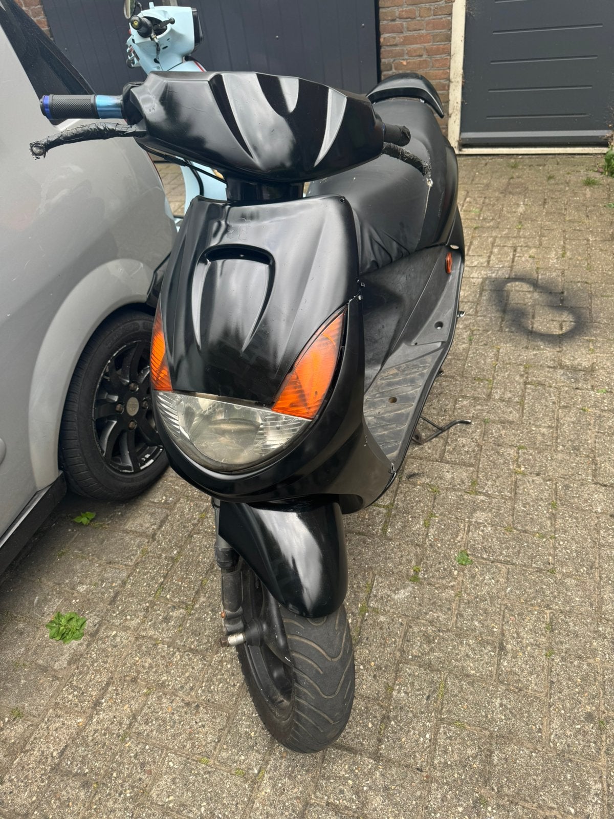 Viva city 50cc snor, Fietsen en Brommers, Scooters | Peugeot, Ophalen, Zo goed als nieuw, Benzine, Vivacity