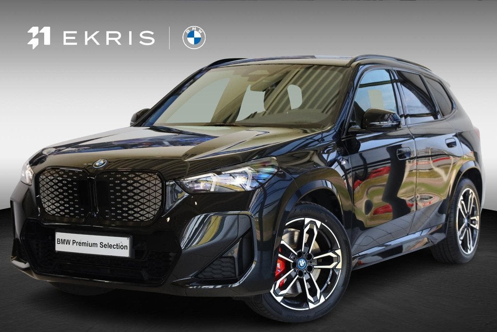 BMW iX1 eDrive20 | M Sportpakket Pro | Driving Assistant Plu, Auto's, BMW, 514 km, Gebruikt, 750 kg, Met garantie (alle)