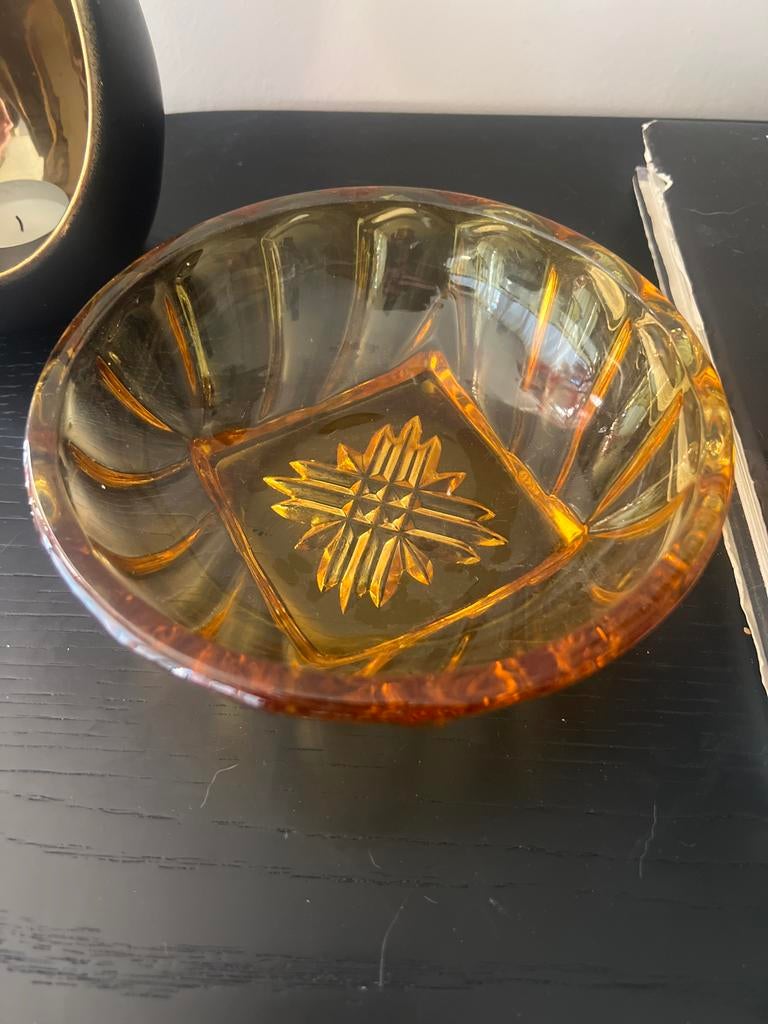 Vintage Goudkleurig Glazen Schaal (Cognac Kleur), Ophalen of Verzenden