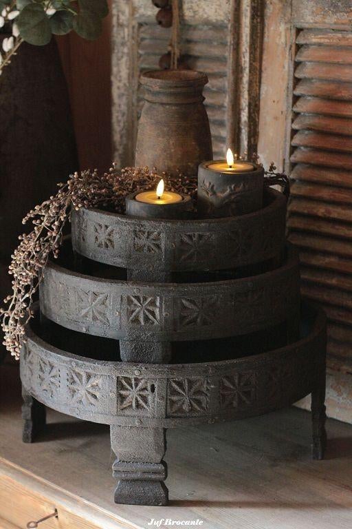 Chakki tafel 'antique black', Www.jufbrocante.nl, Www.jufbrocante.nl, Nieuw, Ophalen of Verzenden