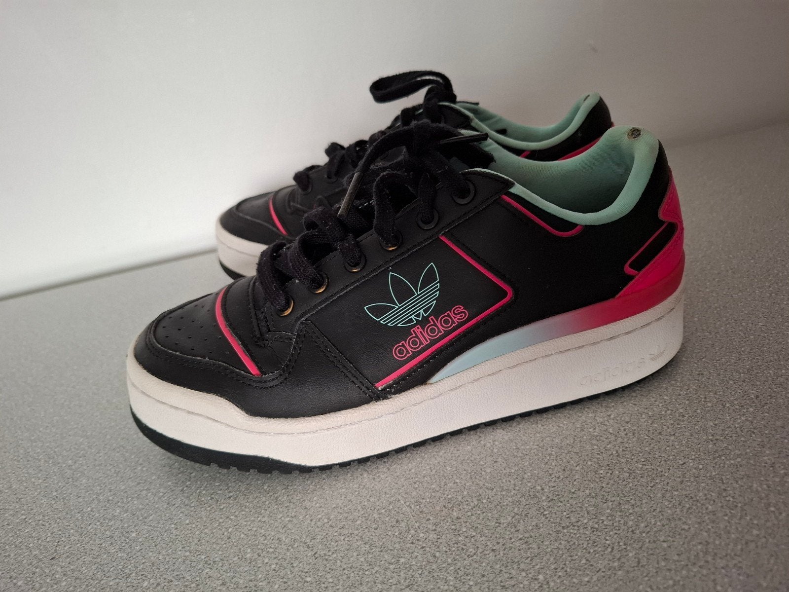 Adidas sneakers 38, Adidas, Zwart, Ophalen of Verzenden, Sneakers of Gympen