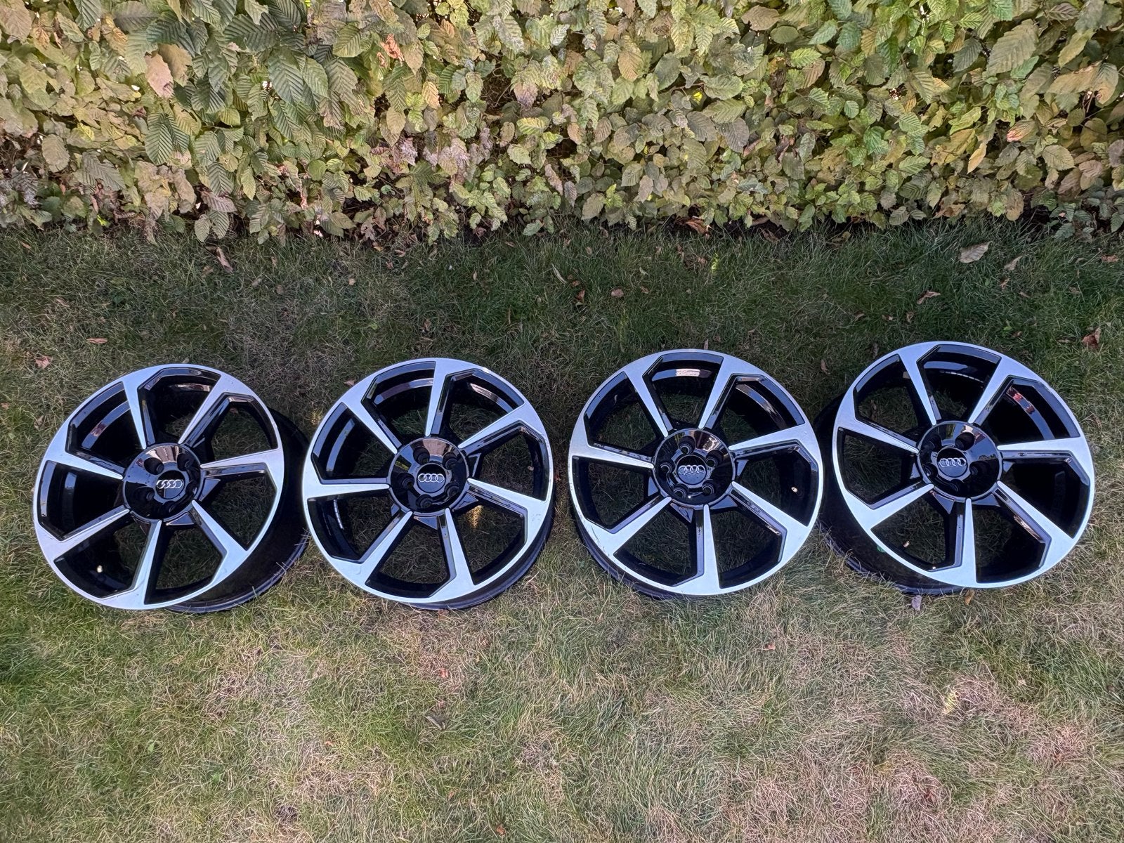 Audi A1 18 inch imitatie velgen 5x100, Auto-onderdelen, Banden en Velgen, 18 inch, Gebruikt, Velg(en), Ophalen of Verzenden