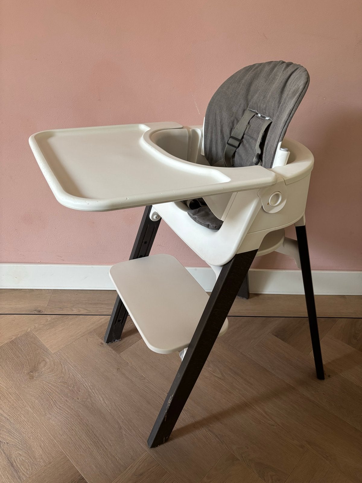 Stokke Steps kinderstoel met baby set, Ophalen, Gebruikt, Meegroeistoel, Afneembaar eetblad