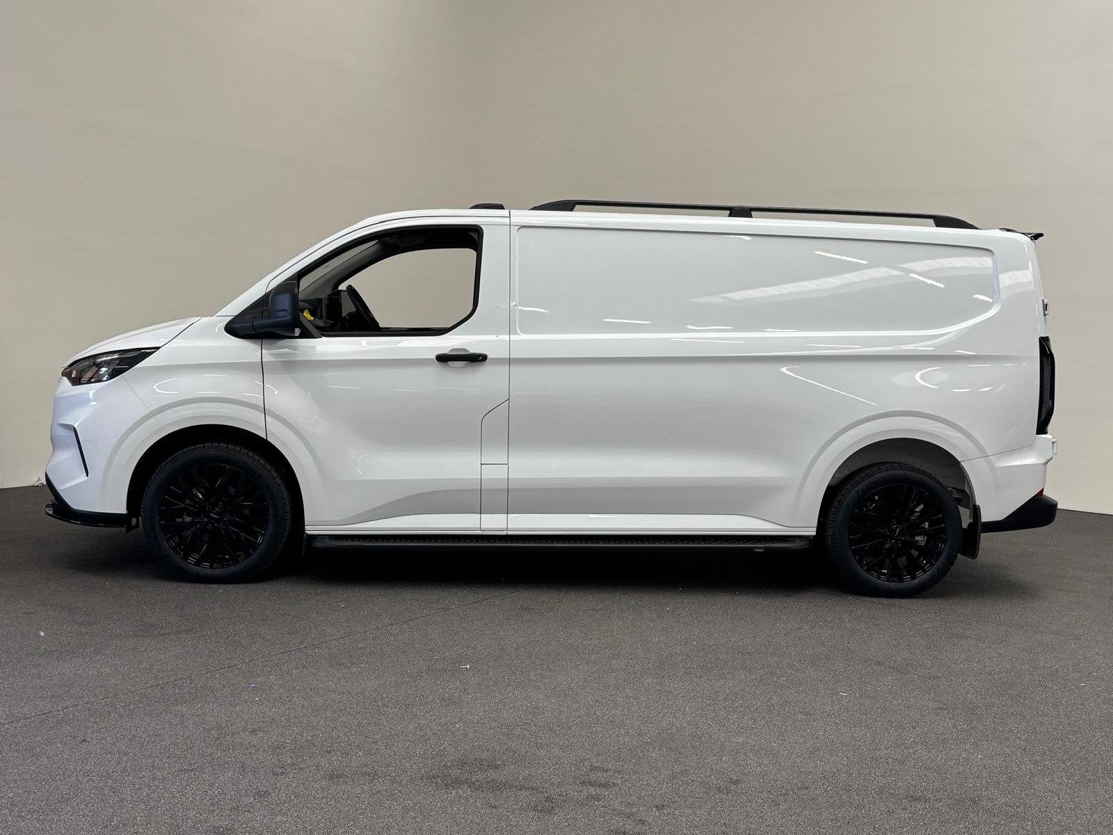 Ford Transit Custom 300 2.0 TDCI L2H1 EC Sport Nieuw Model A, Auto's, 4 cilinders, 2800 kg, Wit, Origineel Nederlands