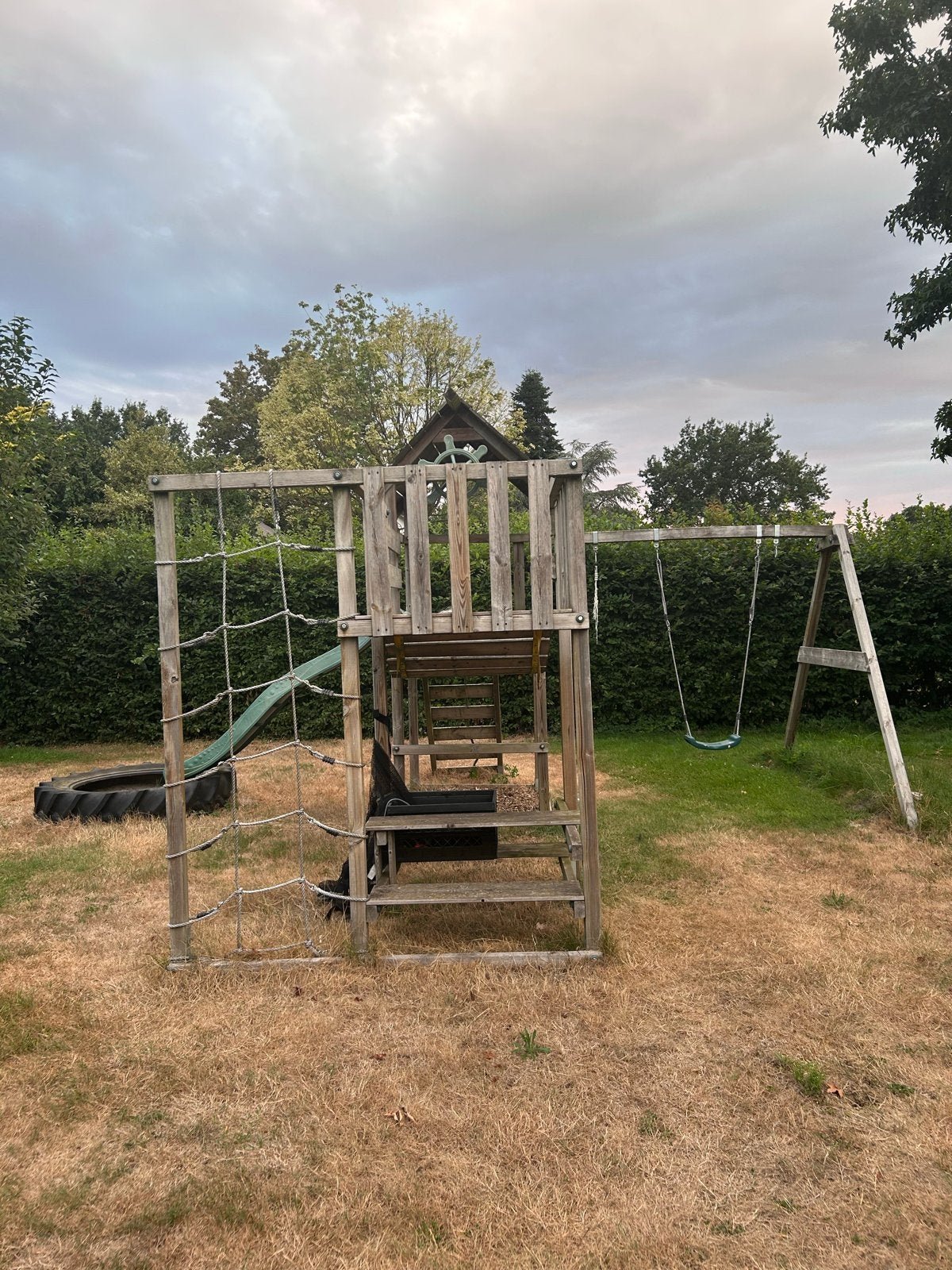 Houten Speeltoestel met Glijbaan, Schommel en Klimnet, Kinderen en Baby's, Speelgoed | Buiten | Speeltoestellen, Ophalen, Gebruikt