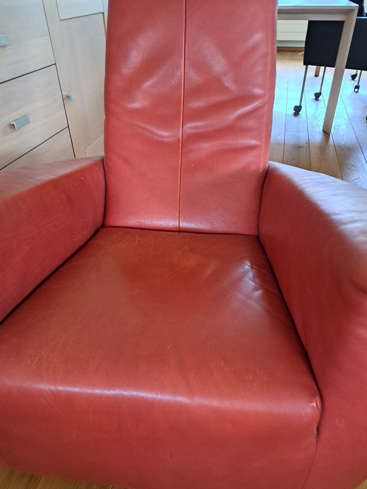 Leren fauteuil - Comfortabel en stijlvol LABEL LONGA, Modern, Comfortabel, Gebruikt, 100 tot 125 cm, Leer