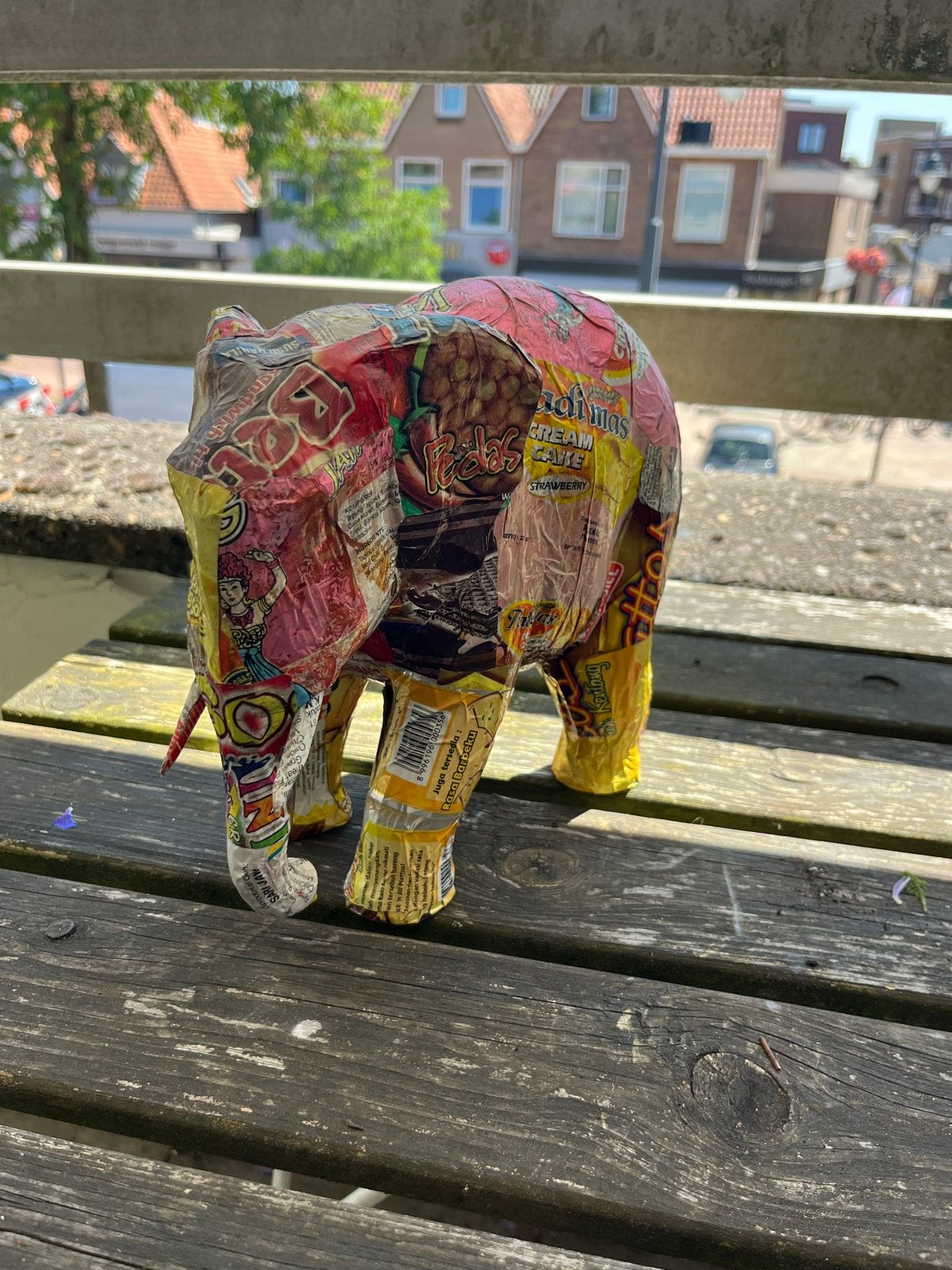 Decoratieve olifant 23 cm hoog - Uniek en kleurrijk, Huis en Inrichting, Gebruikt, Meerkleurig, Overige stijlen, Ophalen of Verzenden