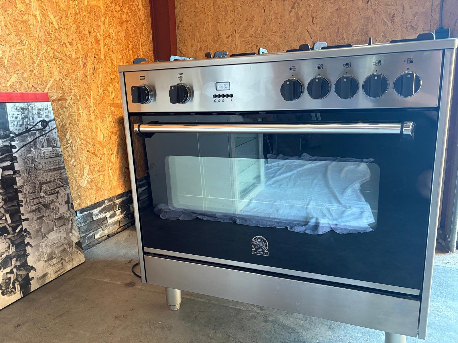Bertazzoni gasfornuis met oven RVS, Ophalen, Gebruikt, 60 cm of meer, Gas