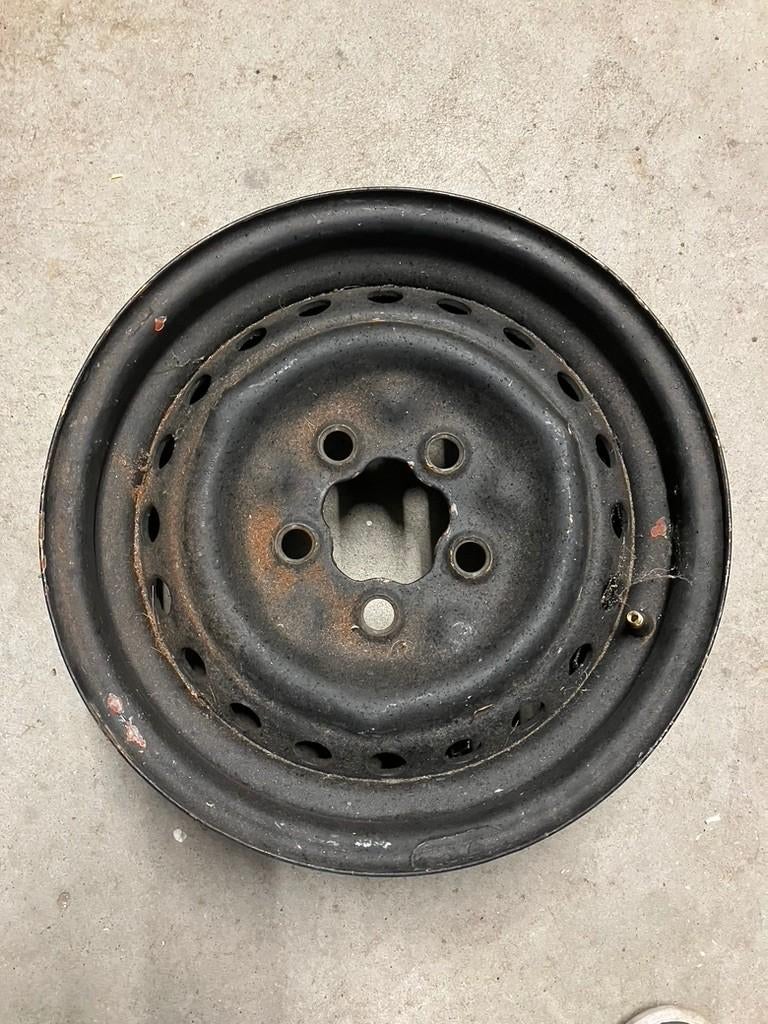 VW Volkswagen T2 of T3 originele stalen velgen. Bij elkaar 4, Auto-onderdelen, Banden en Velgen, 14 inch, Velg(en), 175 mm, Ophalen of Verzenden