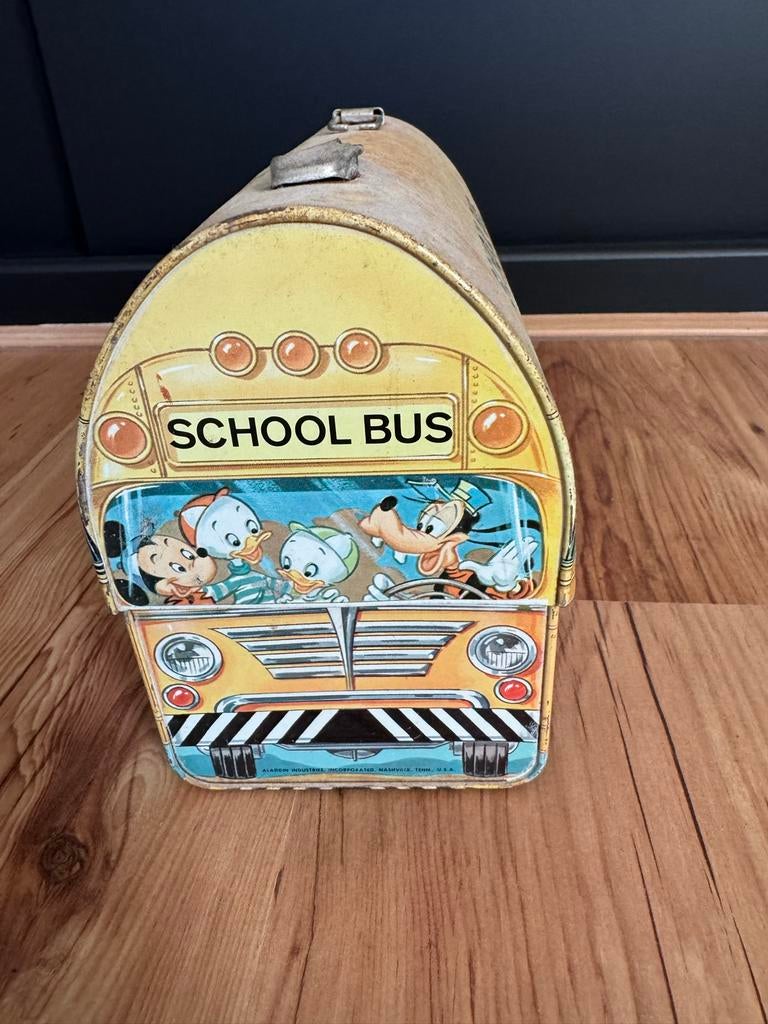 Blik Lunchbox School bus, Walt Disney Productions , USA, Verzamelen, Ophalen of Verzenden, Overige figuren, Overige typen