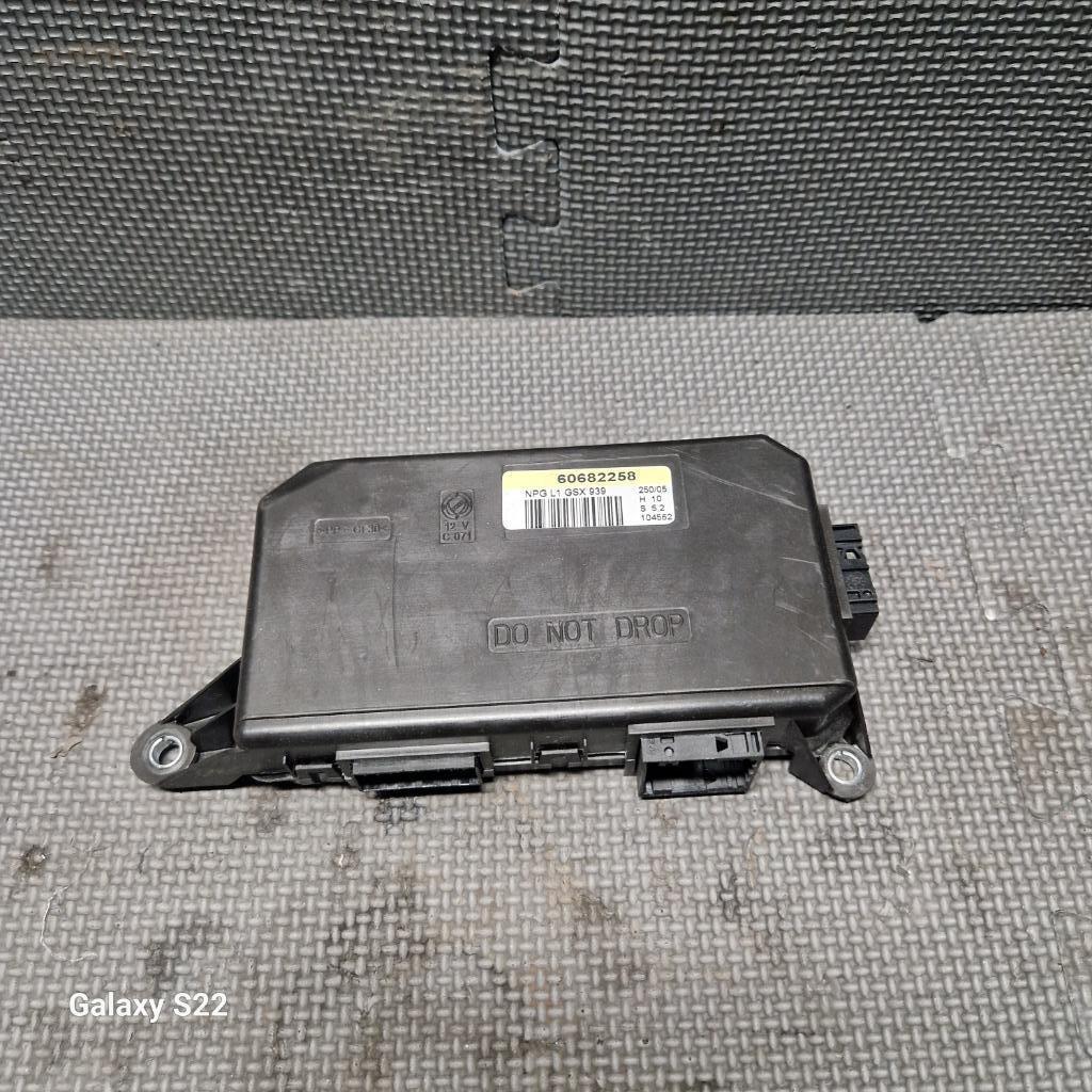 ALFA ROMEO 150 Centrale Deurvergrendelings Module /60682258, Gebruikt, ALFA, Ophalen of Verzenden, Alfa Romeo